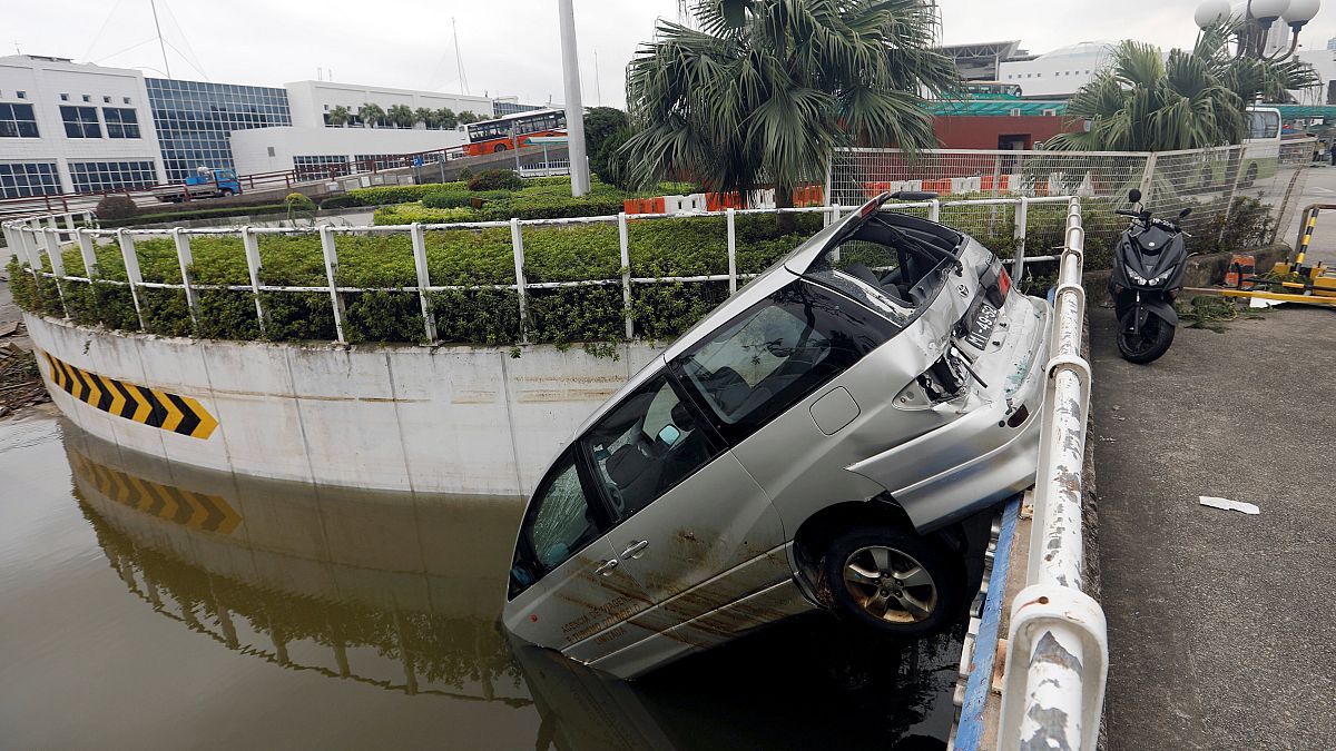 الإعصار الأقوى منذ العام 1968 يضرب مدينة ماكاو الصينية
