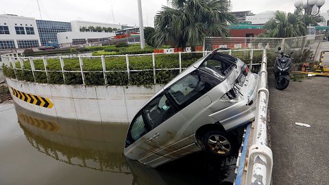 At least 16 dead at Typhoon Hato batters southern China