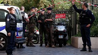 یک فرمانده پلیس فرانسه از واحد مبارزه با قاچاقچیان بازجویی شد