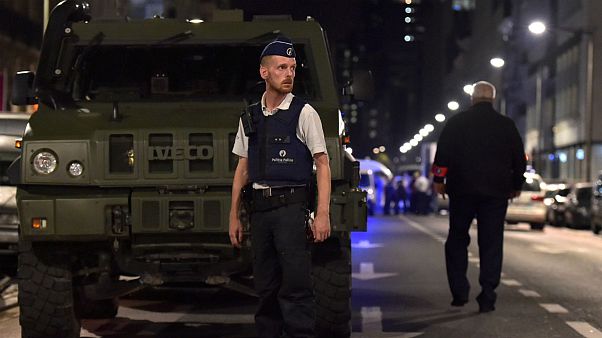 Bruxelas fala em ato terrorista "mas isolado" Bruxelas fala em ato terrorista "mas isolado"