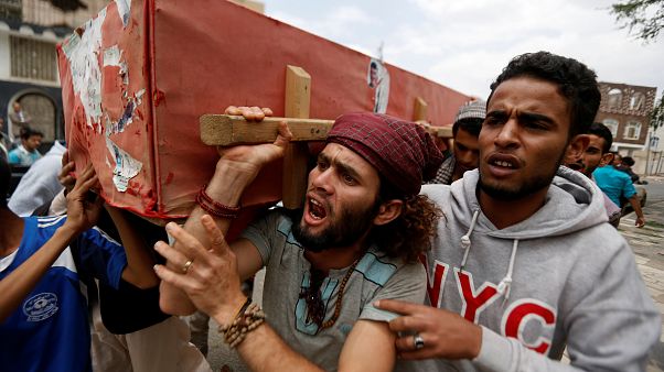 Jemen: Erneut viele Tote bei Luftangriffen Jemen: Erneut viele Tote bei Luftangriffen