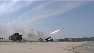 كوريا الشمالية تتحدى ترامب بتجربة صاروخية جديدة