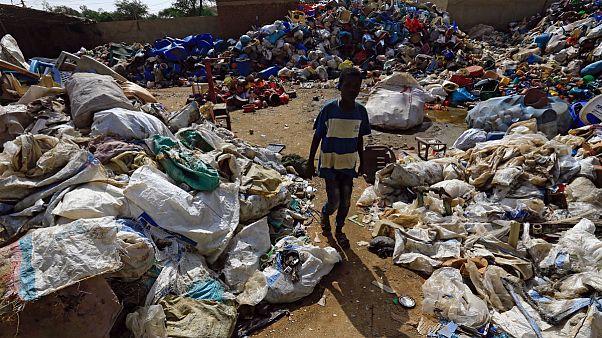 Tilos a nejlonszatyor Kenyában Tilos a nejlonszatyor Kenyában