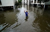 Harvey Kasırgası'nın ardından vatandaşlar tahliye ediliyor