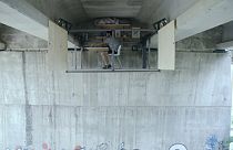 Insólito refugio debajo del puente