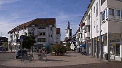 Polizei sucht brutalen Radfahrer in Denzlingen: 86-Jähriger verletzt