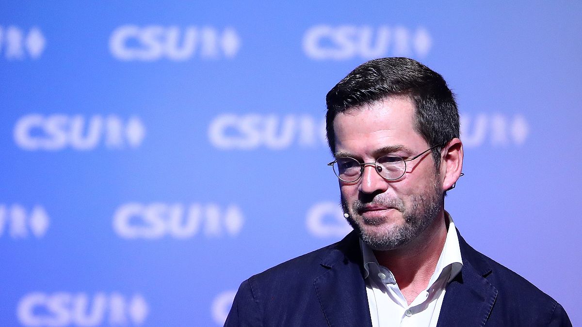CSU-"Superman": Karl-Theodor zu Guttenberg (45) macht Witze über Gerhard Schröder