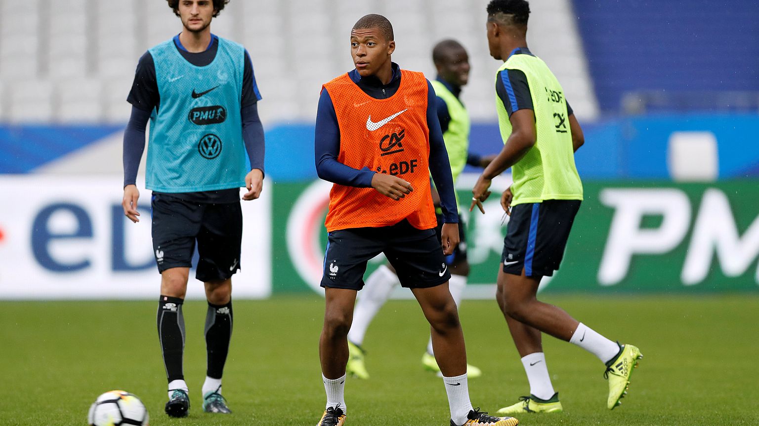 France - Pays-Bas : sprint final vers le Mondial