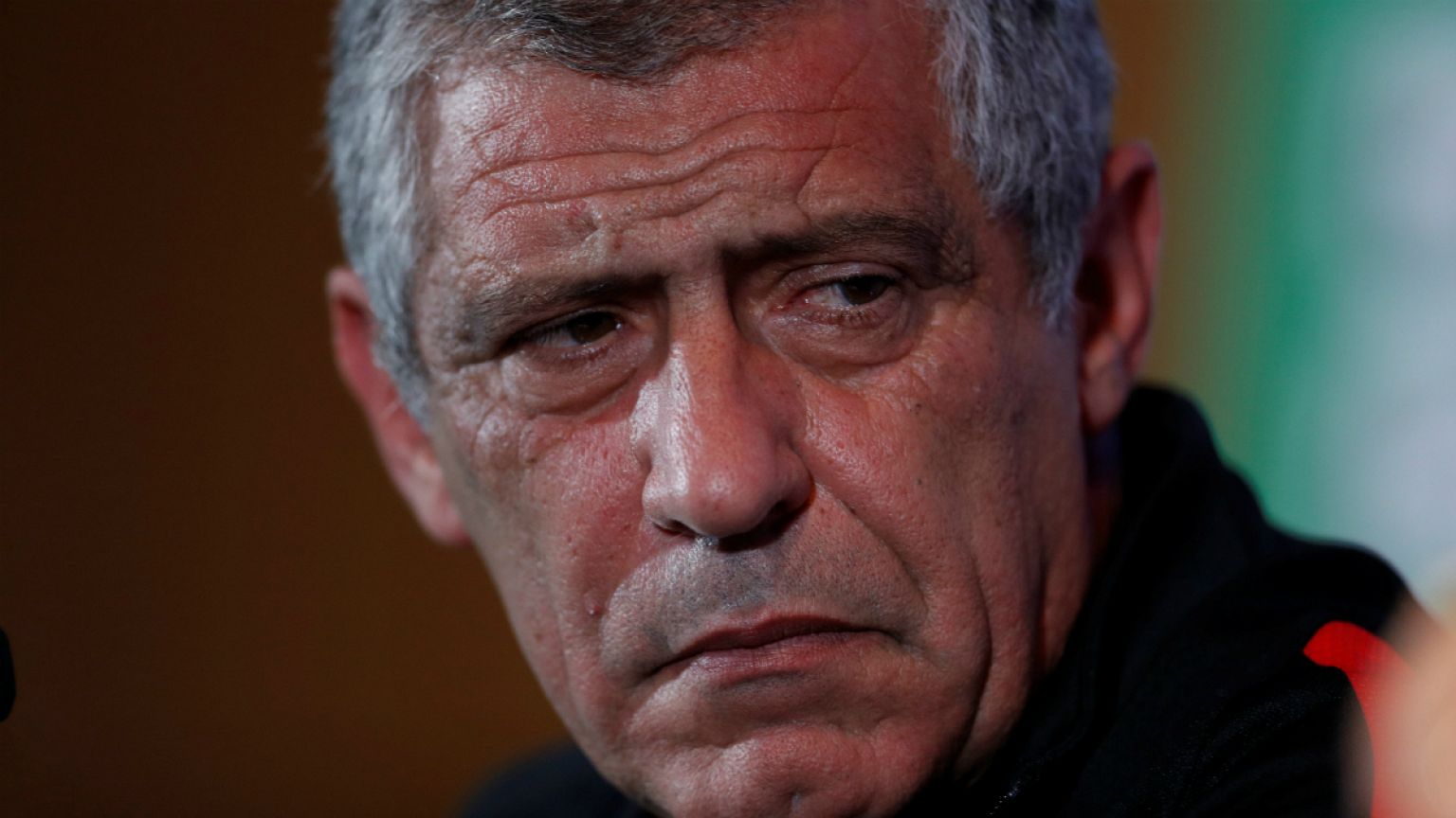 Fernando Santos não acredita em facilidades frente às Ilhas Faroé