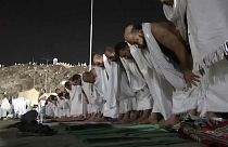 Les pèlerins musulmans au mont Arafat