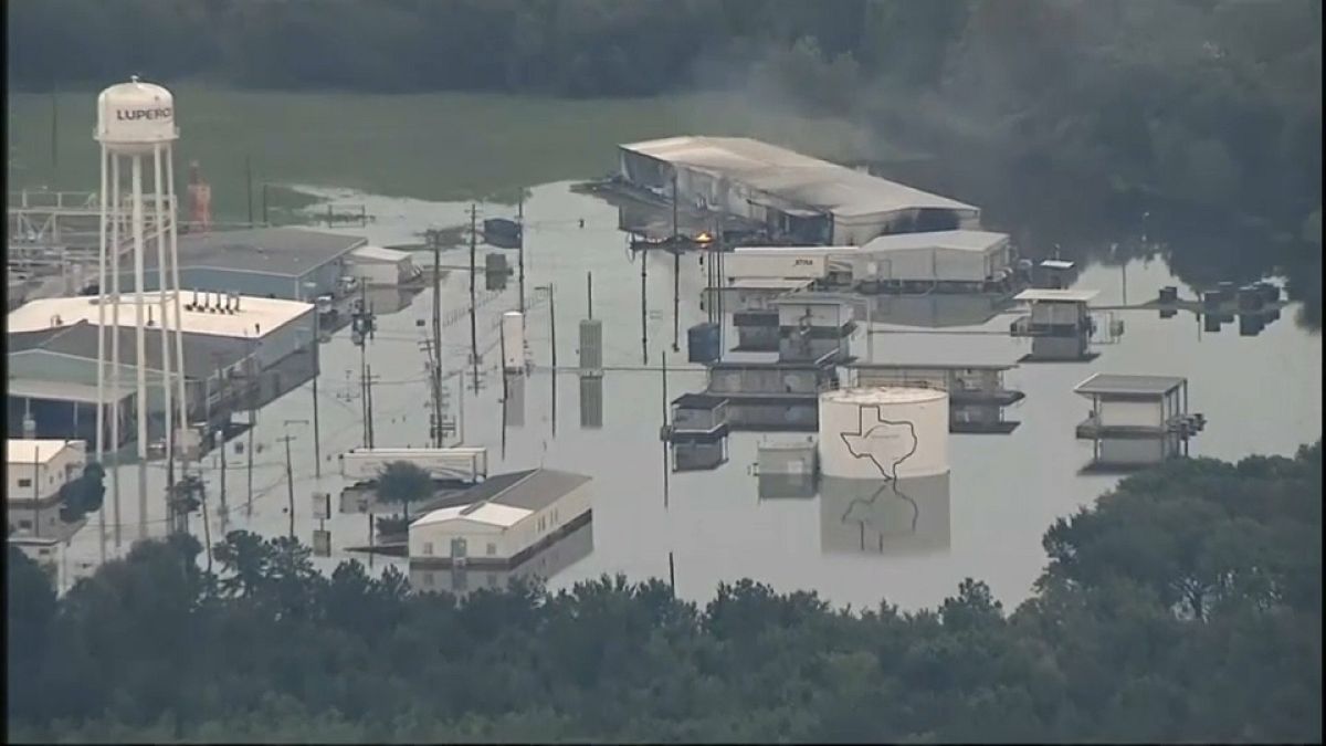 Explosión en una planta química cerca de Houston