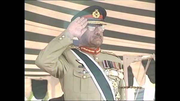 Meurtre de Buttho : Musharraf, "fugitif" aux yeux du tribunal Meurtre de Buttho : Musharraf, "fugitif" aux yeux du tribunal