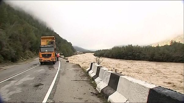 Ρωσία: Αποκλεισμένοι 8.000 από τις πλημμύρες Ρωσία: Αποκλεισμένοι 8.000 από τις πλημμύρες