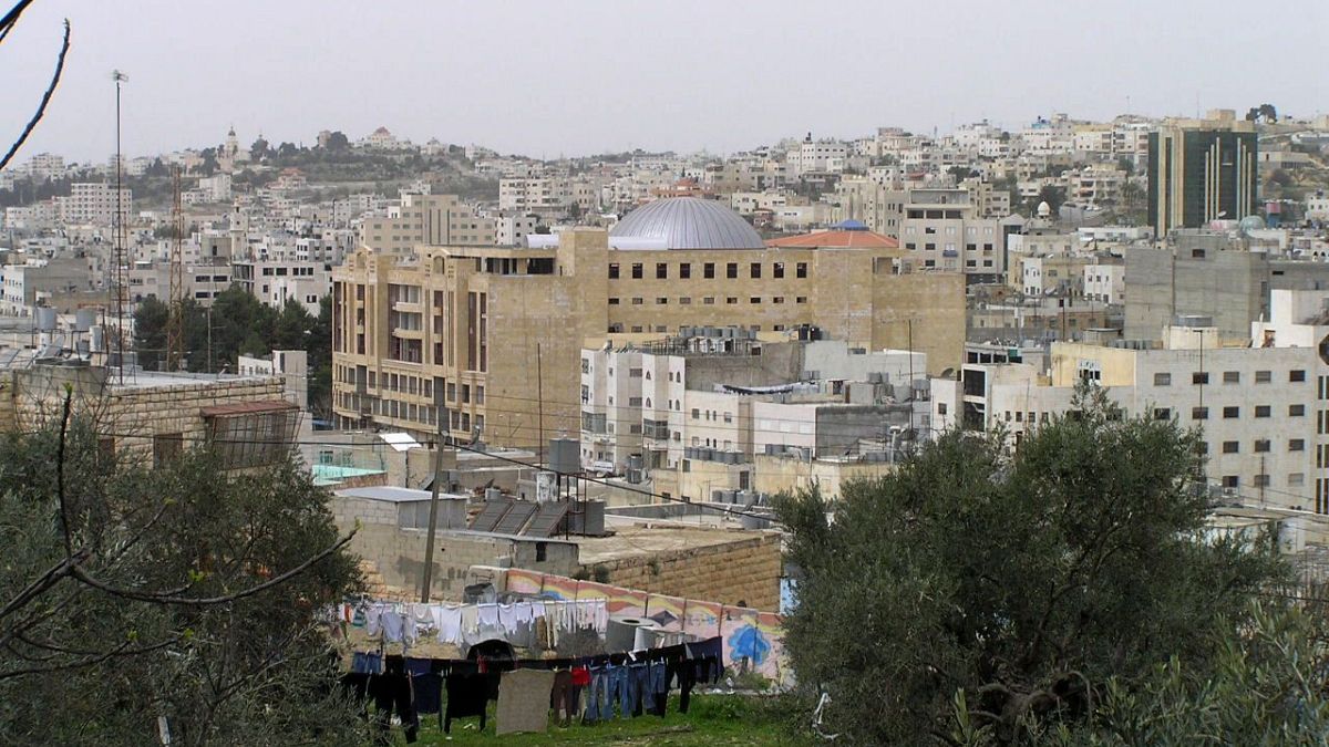 اسرائيل تعزز سلطات المستوطنين اليهود بمدينة الخليل المحتلة