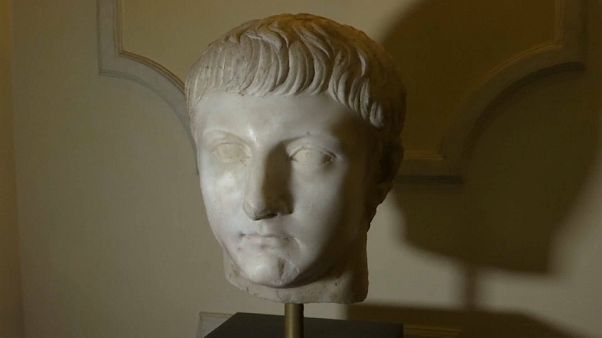 Torna a casa la testa di Druso Torna a casa la testa di Druso