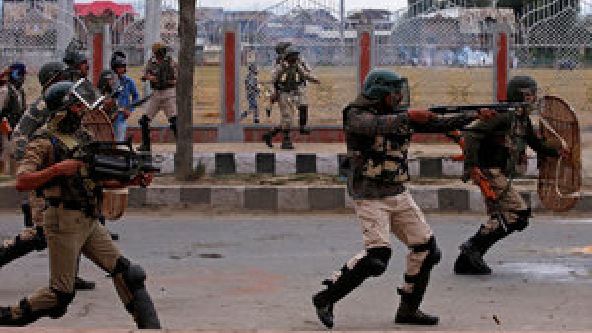 Scontri anti India in Kashmir