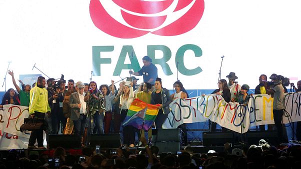 FARC lideri Londono Kolonbiya halkına parti programını açıkladı FARC lideri Londono Kolonbiya halkına parti programını açıkladı