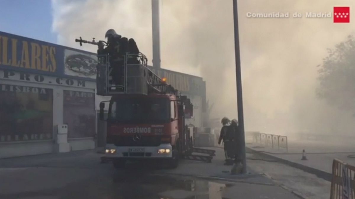 Toxic cloud unleashed over Madrid after fire