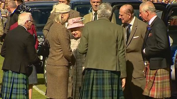 Elizabeth II en visite dans les Highlands, en Ecosse Elizabeth II en visite dans les Highlands, en Ecosse