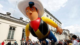 Bruselas homenajea a sus héroes de cómic con globos gigantes