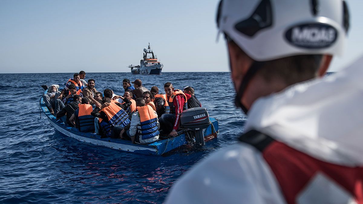 Migranti: Moas lascia il Mediterraneo