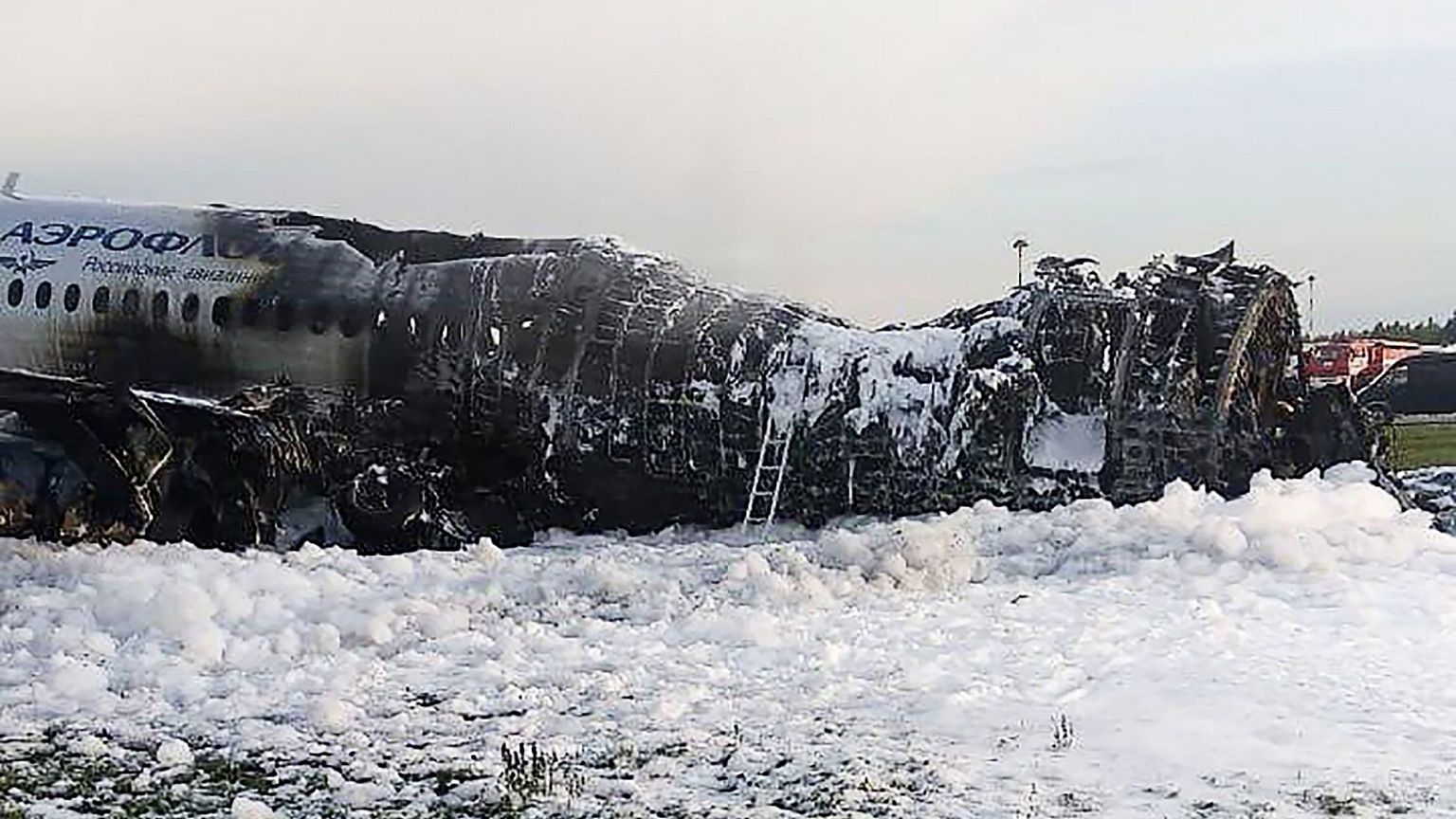 Image: The destroyed fuselage of the Aeroflot jet