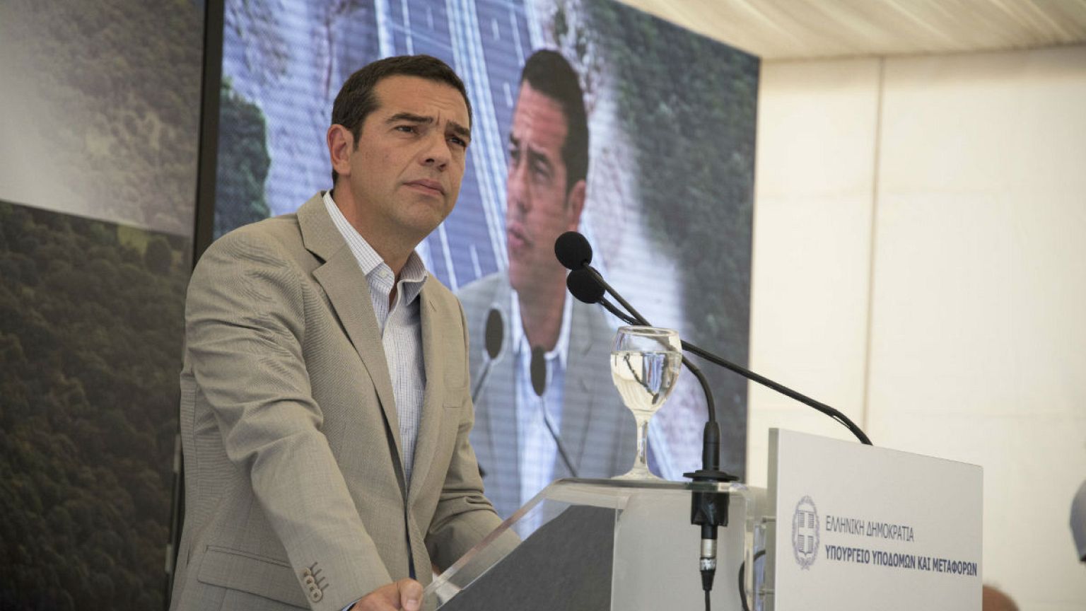 O Aλέξης Τσίπρας στην Ιονία Οδό: «Νέα εποχή με δίκαιη ανάπτυξη»