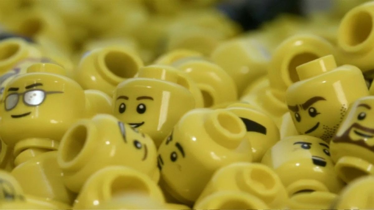 Κατάργηση 1400 θέσεων εργασίας στη LEGO