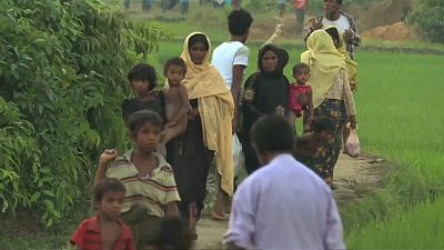 Refugiados rohingya na fronteira com o Bangladesh