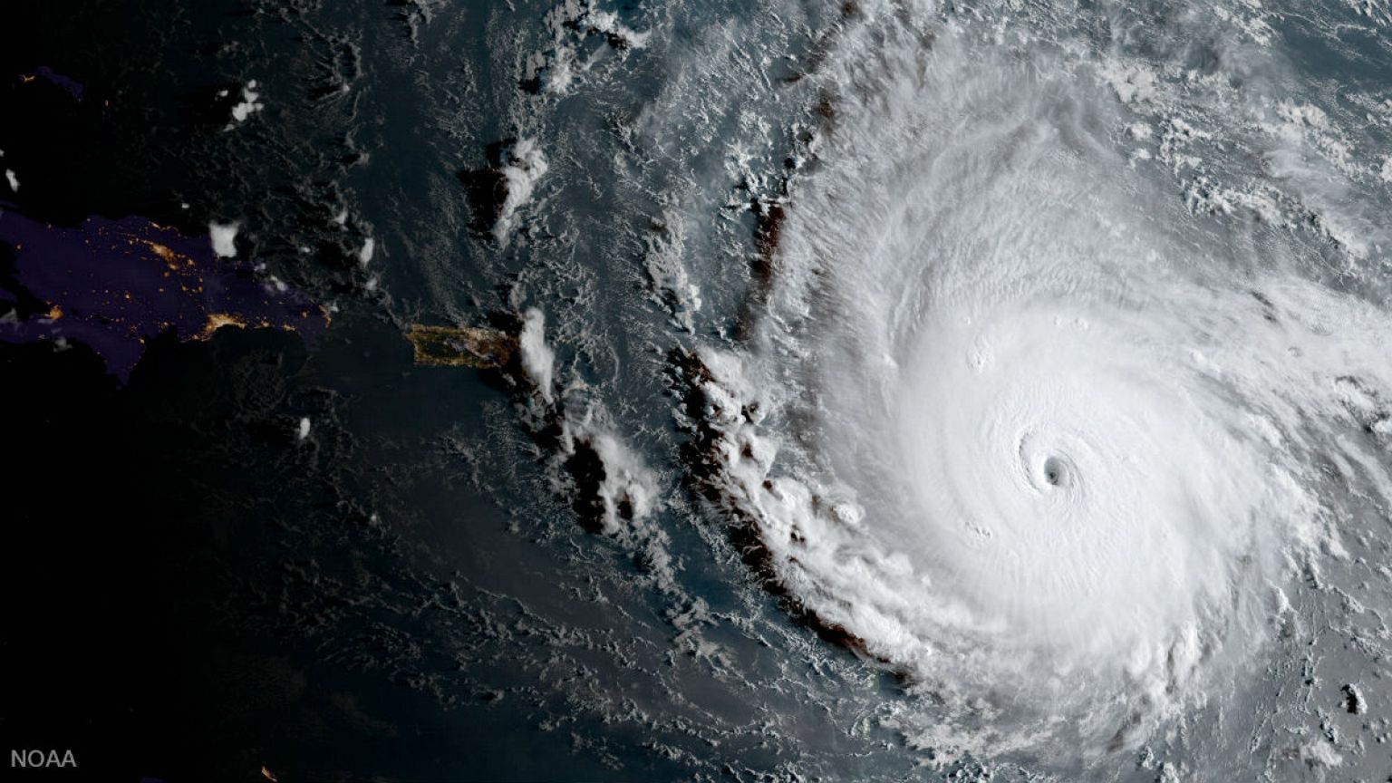 Irma, un monstruo se cierne sobre el Caribe y amenaza Florida