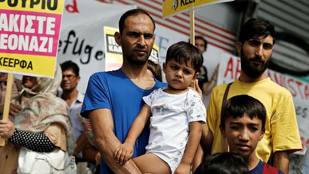 2 Jahre danach: Wer hat wieviele Flüchtlinge aufgenommen? 2 Jahre danach: Wer hat wieviele Flüchtlinge aufgenommen?