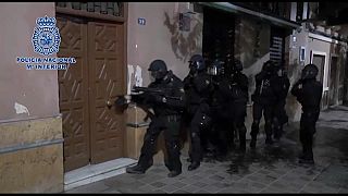 اسبانيا والمغرب تعتقلان 6 اشخاص خططوا لشن هجمات وقطع الرؤوس