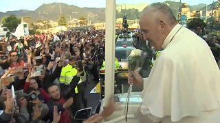 Thousands greet Pope Francis in Colombia