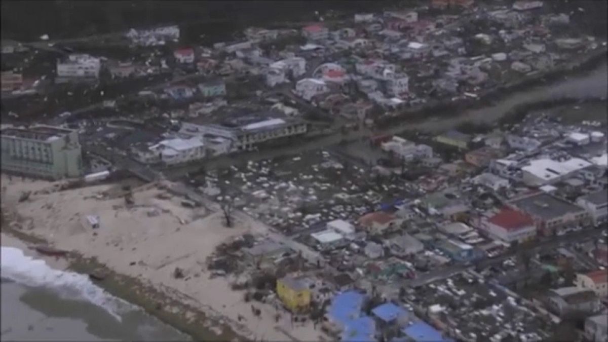 Irma devasta Saint-Martin e avança para a Rep. Dominicana