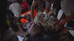 Migrants : une naissance en pleine mer