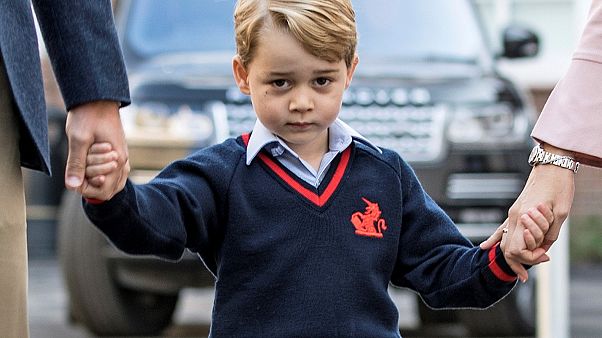 Il principe George al primo giorno di scuola Il principe George al primo giorno di scuola