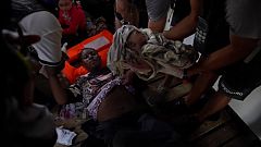Milagro nació en el mediterráneo entre refugiados