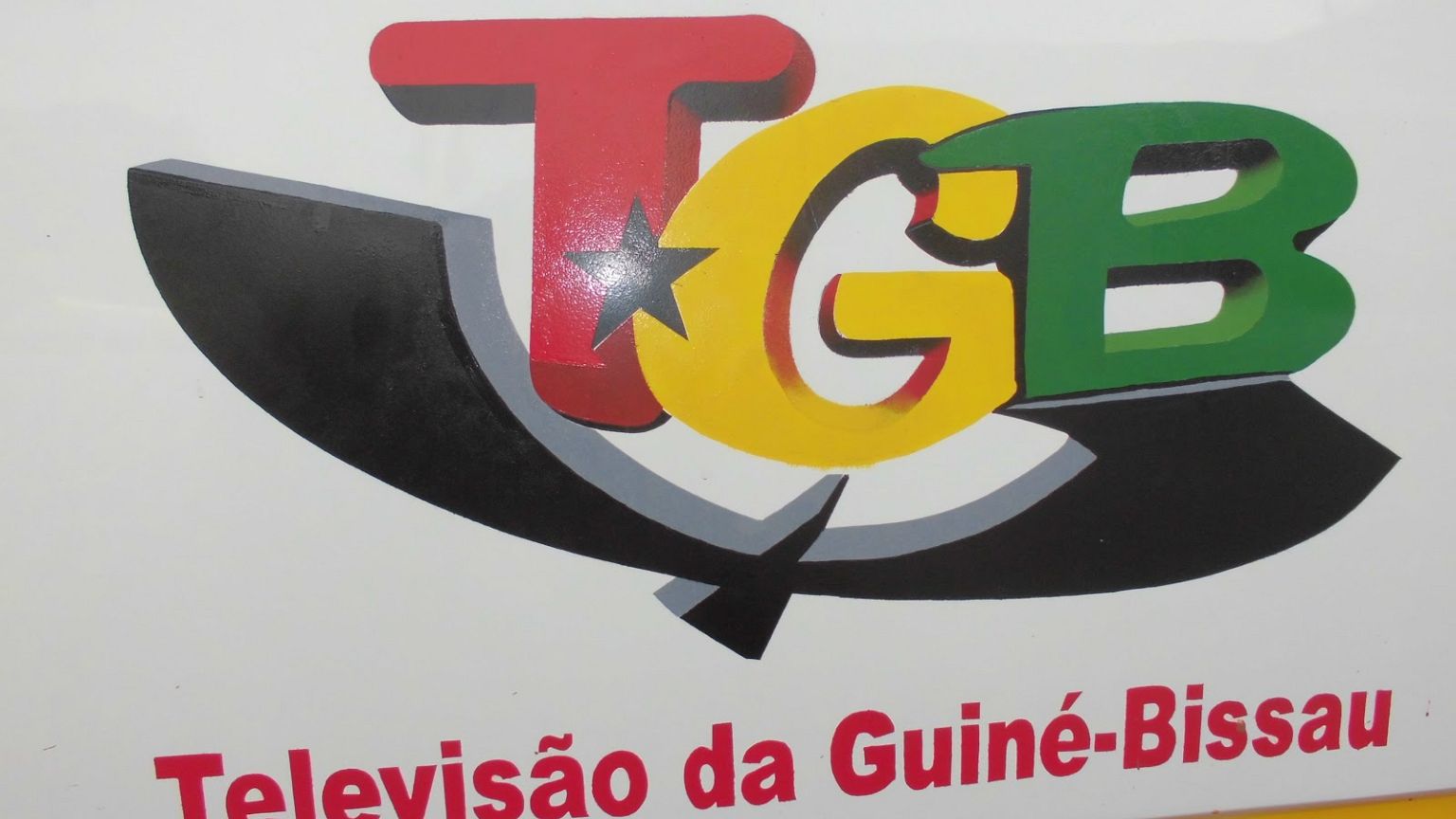 Funcionários da TGB protestam contra censura
