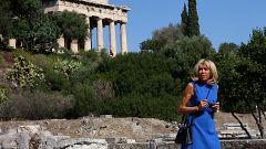 Η Μπριζίτ Μακρόν στην Αρχαία Αγορά: «Δεν φεύγω, θα μείνω εδώ»