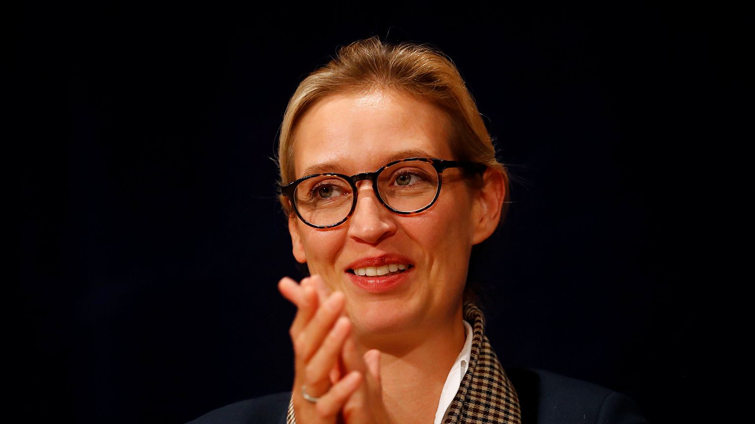 Alice Weidel (AfD) will schönere Fotos und geht nach knapp 4 Min.