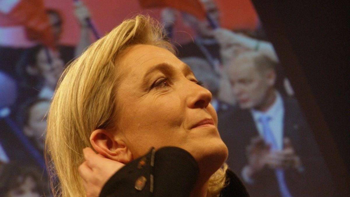 Marine Le Pen (49) macht Angst und stürzt ab