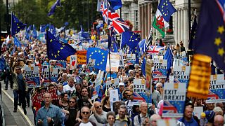 Thousands join London march to oppose Brexit