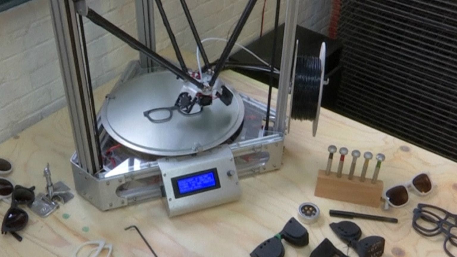 Using 3D-printing to recycle plastic