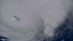 O aterrador Irma visto do espaço