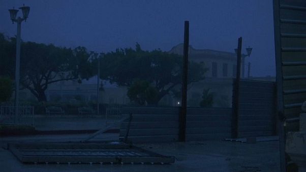 Furacão Irma atinge a ilha de Cuba Furacão Irma atinge a ilha de Cuba