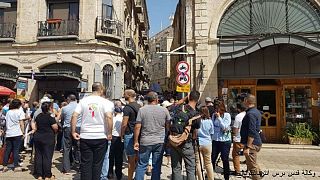 مسيرة في القدس تطالب برحيل بطريرك الكنيسة الأرثوذكسية اليونانية