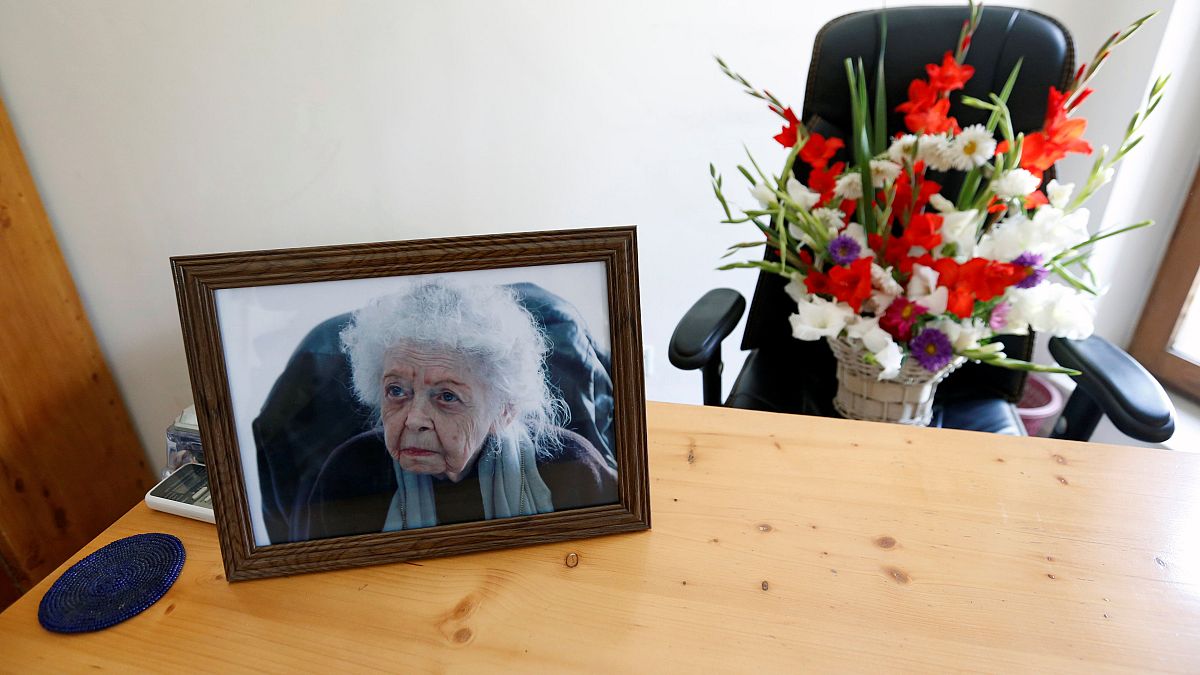 مادربزرگ محبوب افغانستان درگذشت
