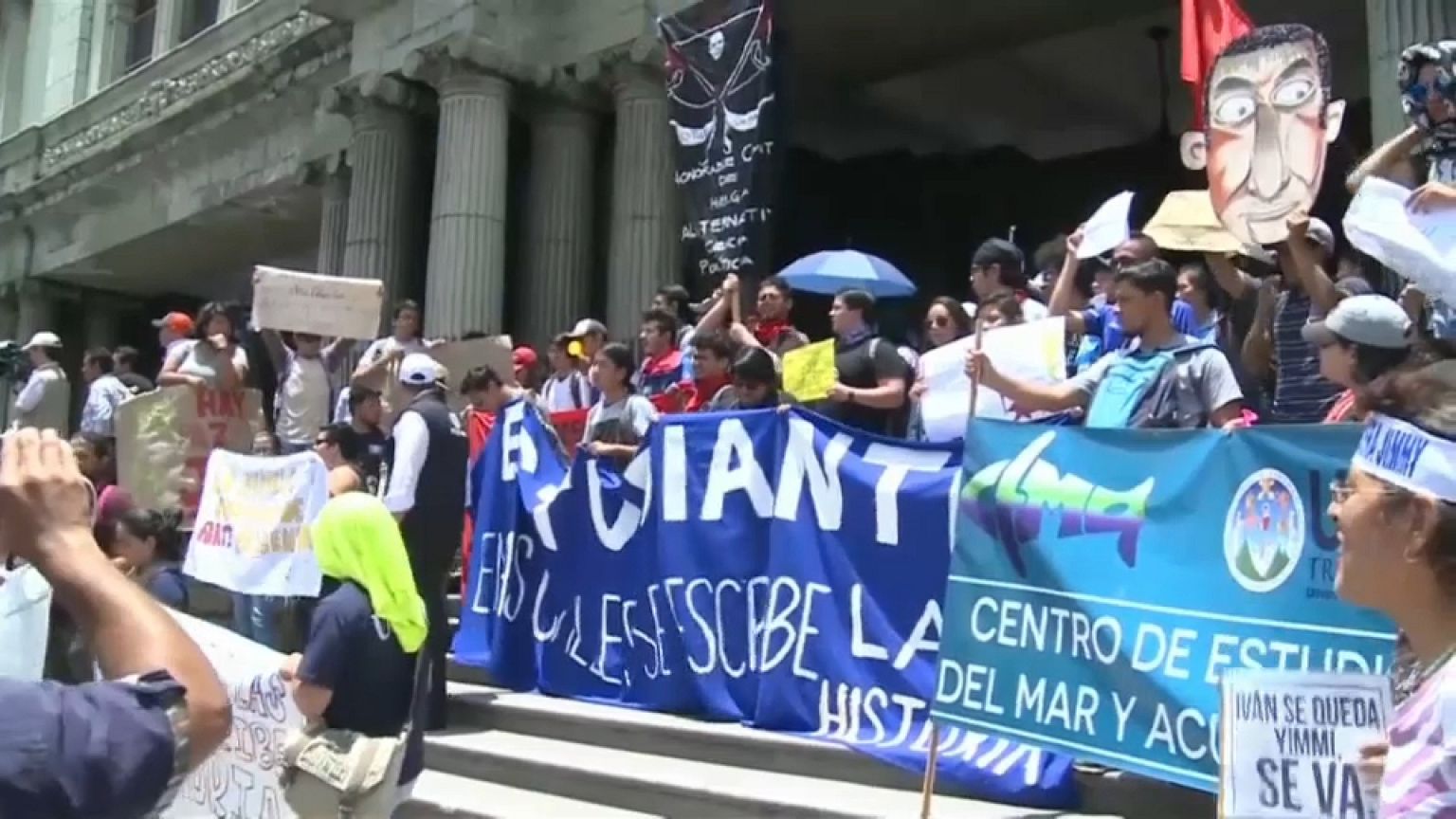 El desafuero de Jimmy Morales, en manos del Congreso guatemalteco