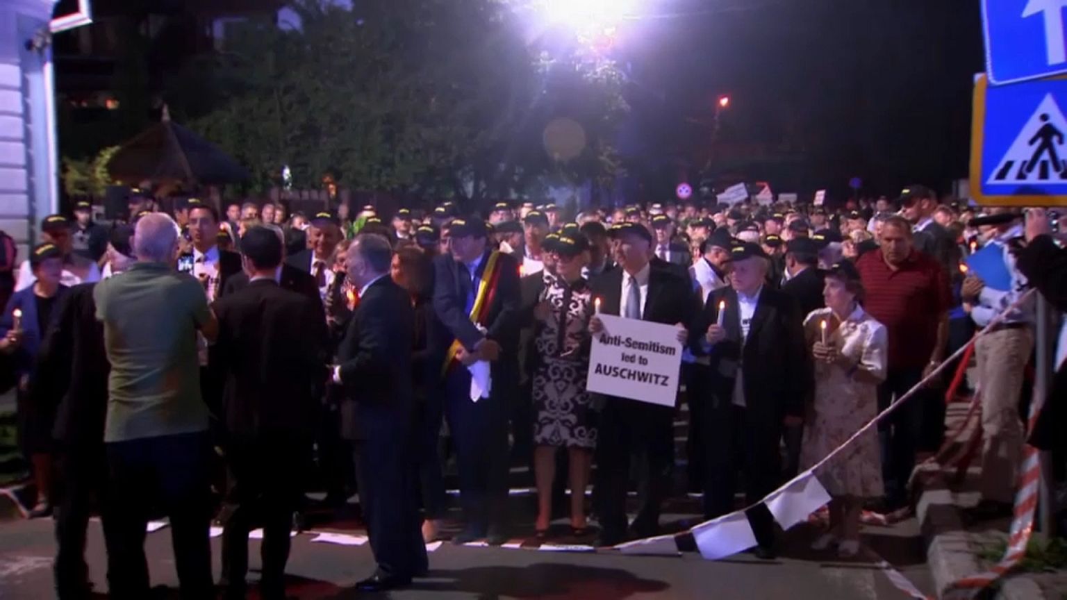 Romania: una marcia in memoria di Elie Wiesel