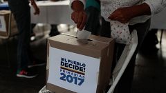 Venezuela: l'opposizione ci riprova e Maduro va in tournée